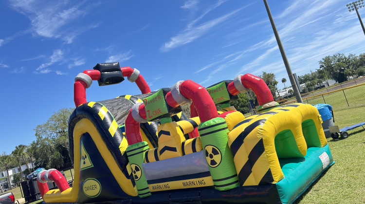 Toxic Obstacle (40ft)